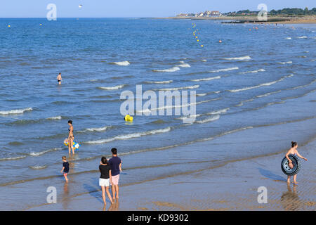 Francia, Calvados (14), Courseulles-sur-Mer, le bord de mer // Francia, Calvados, COURSEULLES sur Mer, il mare Foto Stock