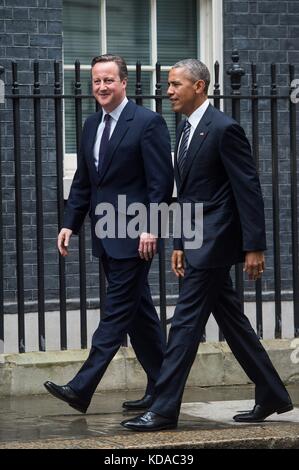 Il presidente degli Stati Uniti Barack Obama incontra il primo ministro britannico David Cameron all'Ufficio dei primi ministri il 22 aprile 2016 a Londra, Inghilterra. Foto Stock