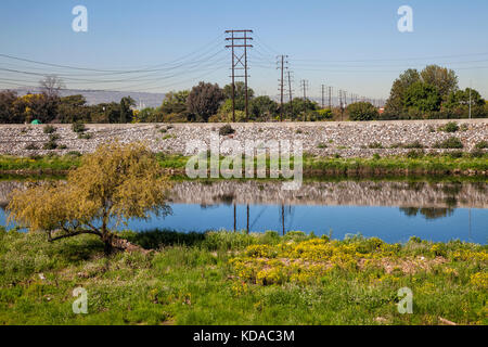 Los Angeles river vicino a Willow street, Long Beach, California, Stati Uniti d'America Foto Stock