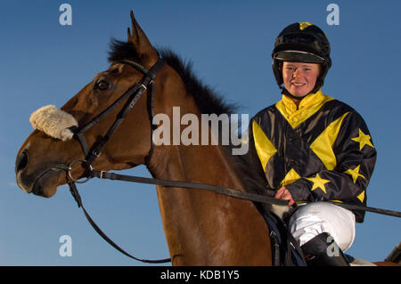 Jess Jockey Westwood con il suo cavallo 'Monkerty Tunkerty'. Foto Stock