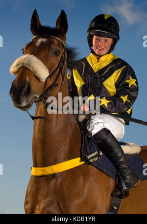 Jess Jockey Westwood con il suo cavallo 'Monkerty Tunkerty'. Foto Stock