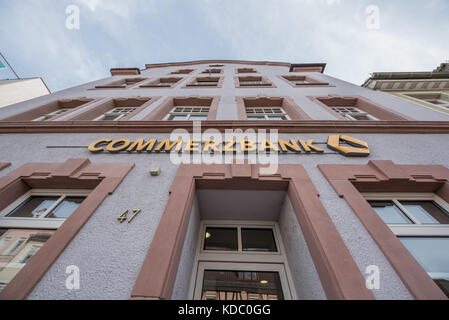 Aktuelles Thema, Wirtschaft, Deutschland, Rheinland-Pfalz, Speyer, Maxililianstrasse, ottobre 12. Blick auf eine filiale der Commerzbank. (Foto di UL Foto Stock