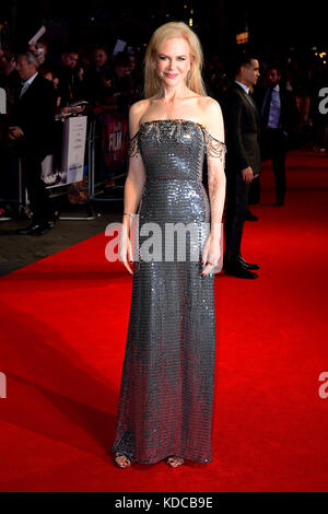 Nicole Kidman partecipa alla prima di uccidere un Sacro Cervo come parte del BFI London Film Festival, all'Odeon Leicester Square, Londra. Foto Stock