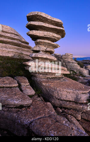 La vite, el perrnillo, naturale momunment, torcal de antequera, tramonto, erosione lavorando su jurassic calcari, provincia di Malaga, Antequera, Unesco wor Foto Stock