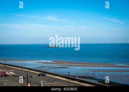 I resti di Herne Bay Pier, Kent, Regno Unito Foto Stock