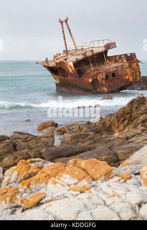 Sud Africa, naufragio a Cape Agulhas, Agulhas National Park, il punto piu' meridionale in Africa. Foto Stock