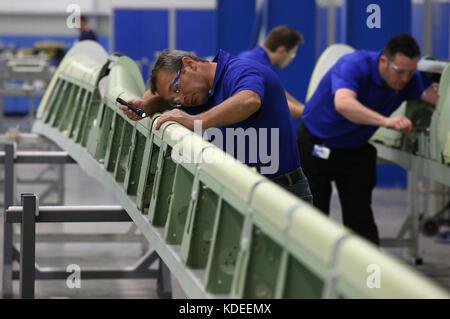 Parti di ali di velivoli prodotte presso Spirit Aerospace a Prestwick Foto Stock