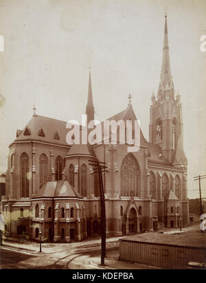 San Francesco di Sales chiesa cattolica. Vista dal lato. 2653 Ohio Avenue Foto Stock