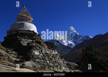 Campo base everest trek, parco nazionale di Sagarmatha, Nepal Foto Stock