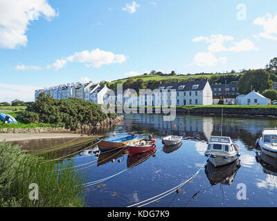 Cushendun e il fiume Dun su Causeway Coast County Antrim Irlanda del Nord Foto Stock