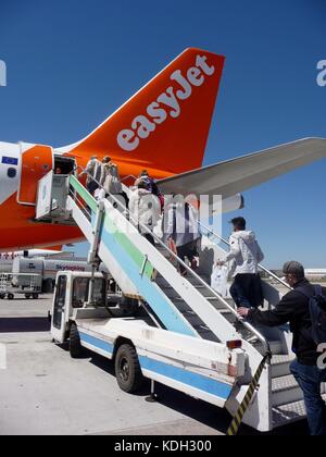 Aeroporto di Capodichino a Napoli, Campania, Italia, foto 30 aprile 2017. Foto: Beate Schleep | utilizzo in tutto il mondo Foto Stock