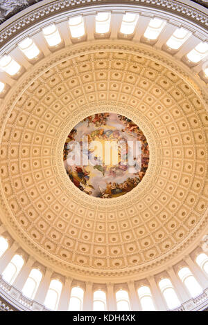 L'Apoteosi di Washington è il dipinto nella cupola della rotunda negli Stati Uniti Campidoglio di Washington, DC, Stati Uniti d'America Foto Stock