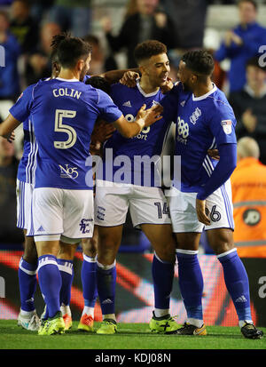 Il Che Adams di Birmingham City celebra il primo gol del suo fianco durante la partita del campionato Sky Bet di St Andrew's, Birmingham. Foto Stock