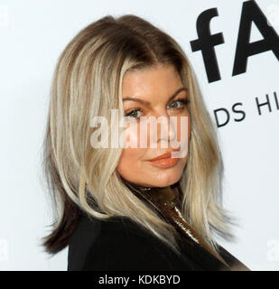 Beverly Hills, CALIFORNIA, Stati Uniti. 13 ottobre 2017. 13 ottobre 2017 - Beverly Hills, California - Fergie. 2017 amfAR Gala Los Angeles tenuto presso Green Acres Estate a Beverly Hills. Credito fotografico: AdMedia Credit: AdMedia/ZUMA Wire/Alamy Live News Foto Stock