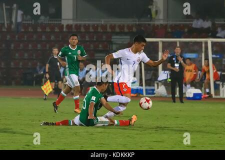 Guwahati, Assam, India. 14 ottobre 2017. A pochi minuti dalla partita del gruppo e della Coppa del mondo Under-17 tra Messico e Cile. In una partita del gruppo e della Coppa del mondo FIFA U-17, Messico, Cile, partecipa al pareggio senza reti. Il Messico entrerà nel turno dei 16. Tutto ciò di cui avevano bisogno era un punto per qualificarsi. Crediti: Vikramjit Kakati/ZUMA Wire/Alamy Live News Foto Stock