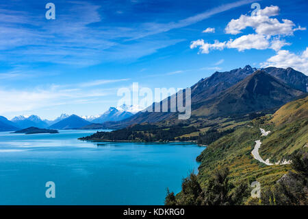 Montare creighton, otago • Nuova Zelanda una bella vista sulla riva del lago Wakatipu vicino a Glenorchy sul sud i Foto Stock