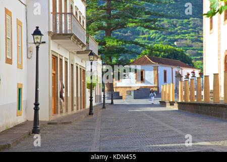 Scena di strada in Teror, Gran Canaria Isole Canarie Spagna, Oceano Atlantico, Europa Foto Stock