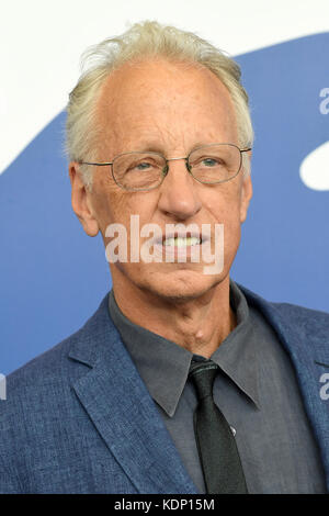 Eric Olson assiste il photocall per Assenzio durante la 74a Venezia Film Festival di Venezia, Italia. 6 settembre 2017 © Paul Treadway Foto Stock