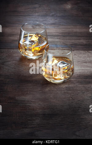 due bicchieri Foto Stock