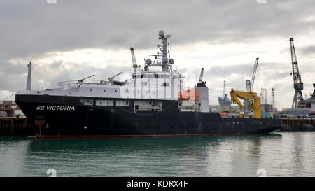 SD Victoria in Portsmouth dockyard - azionato dalla Serco Marine Services Foto Stock