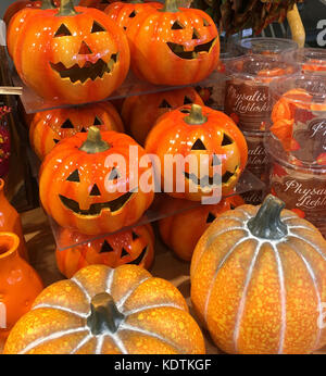 Festeggiamenti di Halloween - Jack-o-lanterna e zucche Foto Stock