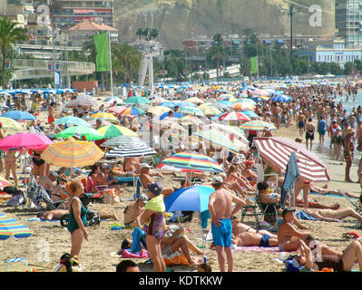 La spiaggia di Postiguet di Alicante, Provincia di Alicante, Spagna Foto Stock