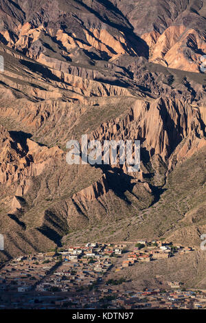 I colori nelle montagne della Quebrada de Humahuaca nr tilcara, provincia di Jujuy, Argentina Foto Stock