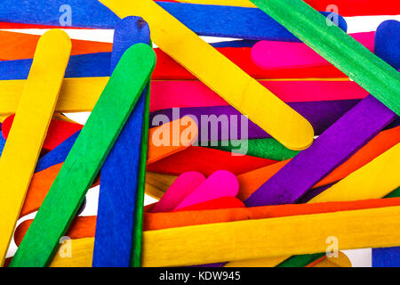 In legno colorato ice cream stick Foto Stock