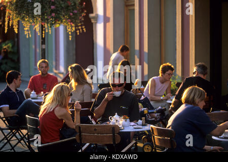 Slowenien, Maribor, Cafe in der Strasse Slovenska Ulica Foto Stock
