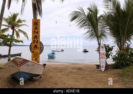 Playa El Chino, Puerto Viejo de Talamanca, Limón provincia, il Mare dei Caraibi, Costa Rica, America Centrale Foto Stock