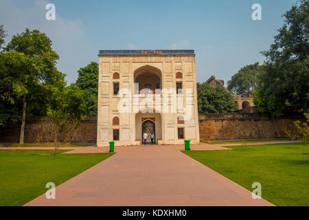 Delhi, India - 19 settembre 2017: bella visuale globale l'ingresso alla tomba di Humayun a Delhi, India Foto Stock