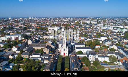 Vista aerea di Saint Anne chiesa nel centro di Nantes, Loire Atlantique Foto Stock