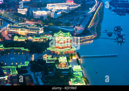 Padiglione tengwang,nanchang,tradizionale, antica architettura cinese, fatta di legno. Foto Stock