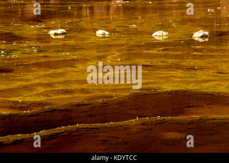 Tintillo fiume di ossidati di minerali di ferro, la Rio Tinto miniere, Minas De Riotinto, Huelva, Andalusia, Spagna Foto Stock