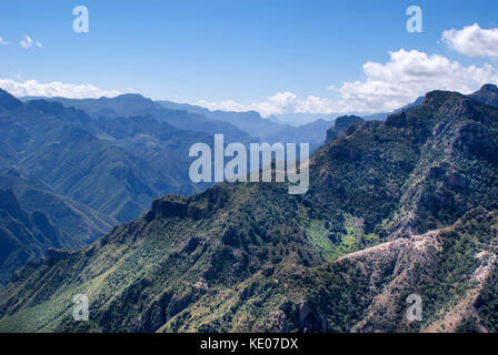 Paesaggi montuosi di rame canyon in Chihuahua, Messico Foto Stock