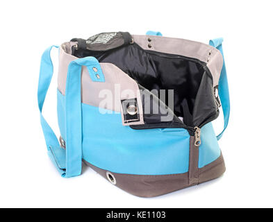 Blue borsa da viaggio per cane in studio Foto Stock