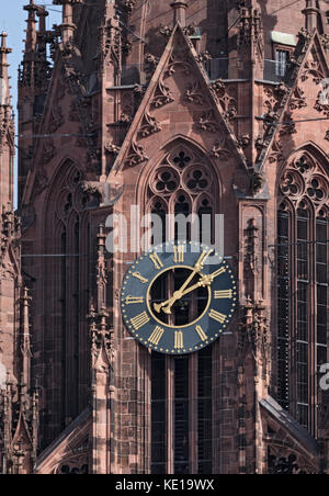 St bartholomaus frankfurter cattedrale Dom in roemerberg frankfurt am main Germania Foto Stock