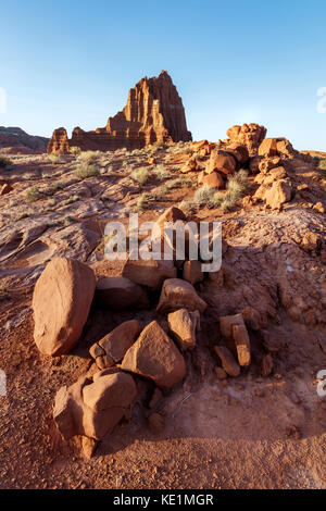 Il tempio del sole nella cattedrale valle del Capital Reef National Park Foto Stock