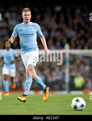 Kevin De Bruyne di Manchester City durante la partita del gruppo F della UEFA Champions League all'Etihad Stadium di Manchester. PREMERE ASSOCIAZIONE foto. Data immagine: Martedì 17 ottobre 2017. Guarda la storia di calcio della PA Man City. Il credito fotografico dovrebbe essere: Martin Rickett/PA Wire Foto Stock