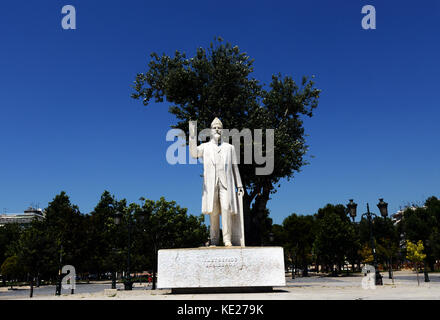 Statua di Eleftherios Venizelos Kyriakou sulla piazza Dikastirion Foto Stock