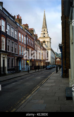 Londra. Spitalfields e la Brick Lane area di East London, Regno Unito. Ott 2017 mostra la Chiesa di Cristo Spitalfields da Nicholas Hawksmoor Foto Stock