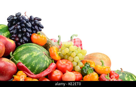 Raccolta di frutta e verdura isolato su bianco Foto Stock