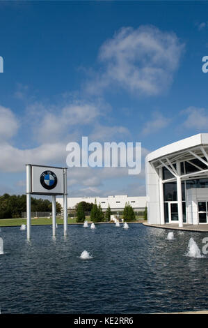 BMW impianto di fabbricazione Visitor Center e segno, Greer, South Carolina, Stati Uniti d'America. Foto Stock