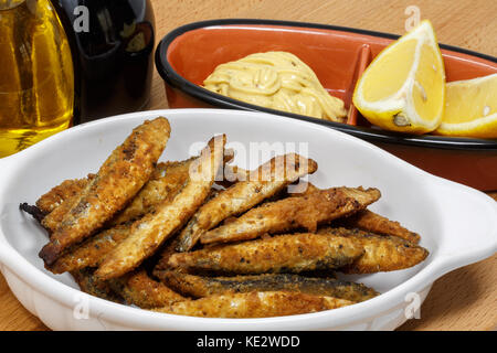 White bait - Small Fry in una pastella di luce Foto Stock