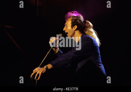 Robin Gibb dei Bee Gees fotografati da RTNWatts / MediaPunch nel settembre del 1992. ©RTNWatts / MediaPunch Foto Stock