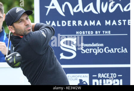 San Roque, Cadiz, Spagna. 18 ottobre, 2017. golfista sergio garcia nel corso del torneo di golf andalusia valderrama masters a sotogrande martedì 18 ottobre 2017. Credito: gtres información más comuniación sulla linea, s.l./alamy live news Foto Stock