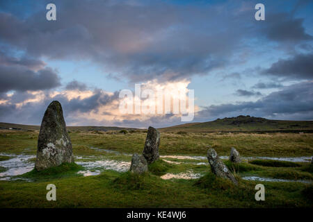 Merrivale Età del Bronzo righe di pietra nel Parco Nazionale di Dartmoor, Devon, Regno Unito Foto Stock
