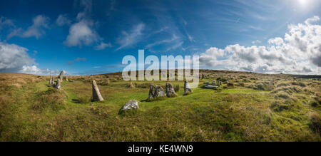 Scorhill Età del Bronzo cerchio di pietra vicino Gidleigh nel Parco Nazionale di Dartmoor, Devon, Regno Unito Foto Stock