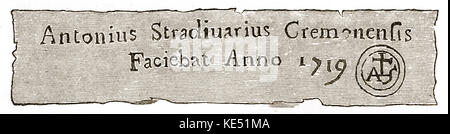 Antonio Stradivari o Antonius Stradivarius - maker 's etichetta / monogram italiano del liutaio. Strad. Cremona. Come: 1644 - 18 dicembre 1737. Foto Stock