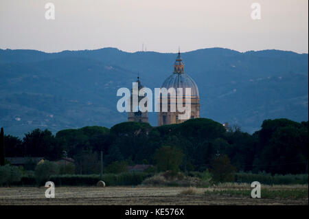Manieristici Basilica Papale di Santa Maria degli Angeli (papale Basilica di Santa Maria degli Angeli) che racchiude il IX secolo chiesetta chiamata Porz Foto Stock